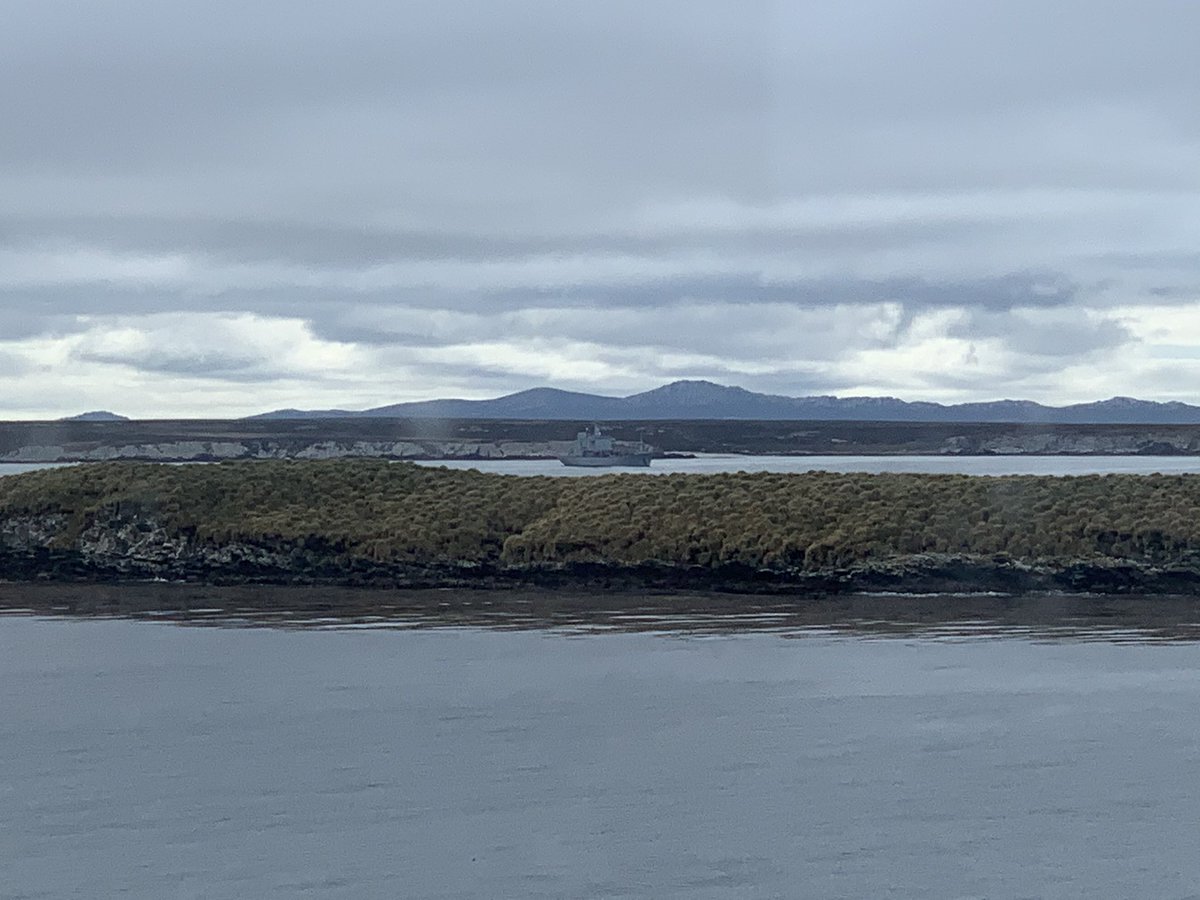 TheRollingMain's tweet photo. Good to see you @HMSScottRN! The views from Cape Pembroke lighthouse are exceptional on a clear day. Great for π watching. @FIMuseum #Falklands #Weekendwalkabout https://t.co/jLqULdT5nQ