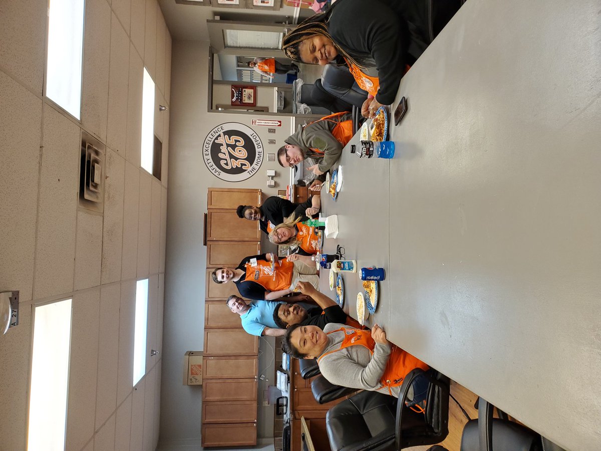 sheene_barnett's tweet photo. Thanks for an awesome partnership with our pro team!! Let's rock this year just like last! @Charles111469 @TySanders1961 @ScottDees2 @ginger_coleman @iris_da_asian https://t.co/iQ9xpmT0ML
