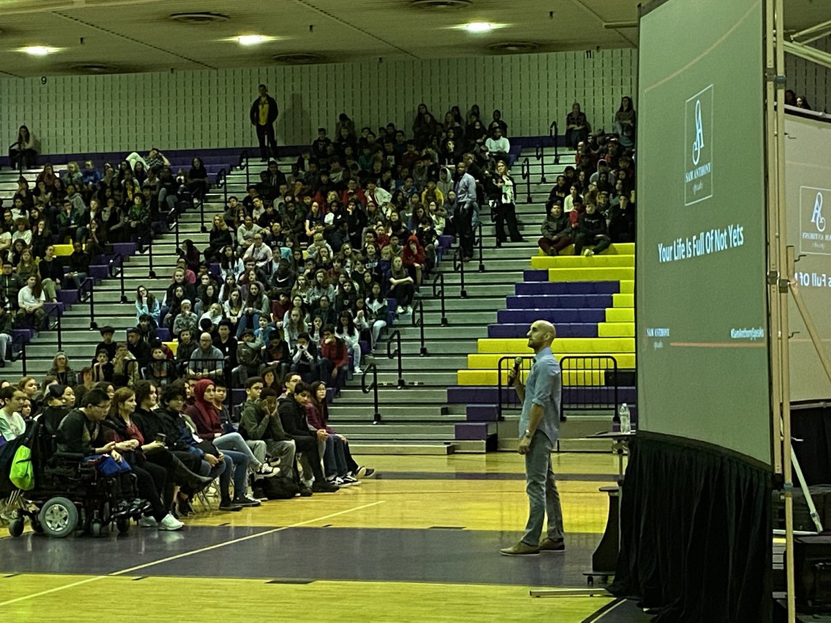 NikiHolmes68's tweet photo. “You are only as sick as your secrets.”  Sam Lucania, on asking for help as an important step in well being.
#FCPSLBSS https://t.co/a4moY5tRBM