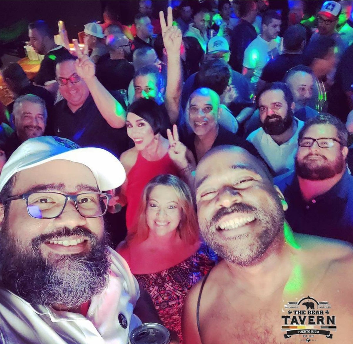 BearTavernPr's tweet photo. ¿Que como se pasa en la taberna? La foto habla por sí sola. Casa llena este pasado Sábado. Gracias a todos y todas por su apoyo. WÓÓÒÒF!! #TheBearTavernPR #BearPuertoRico #LgbtPR https://t.co/SDDjr8FAfC