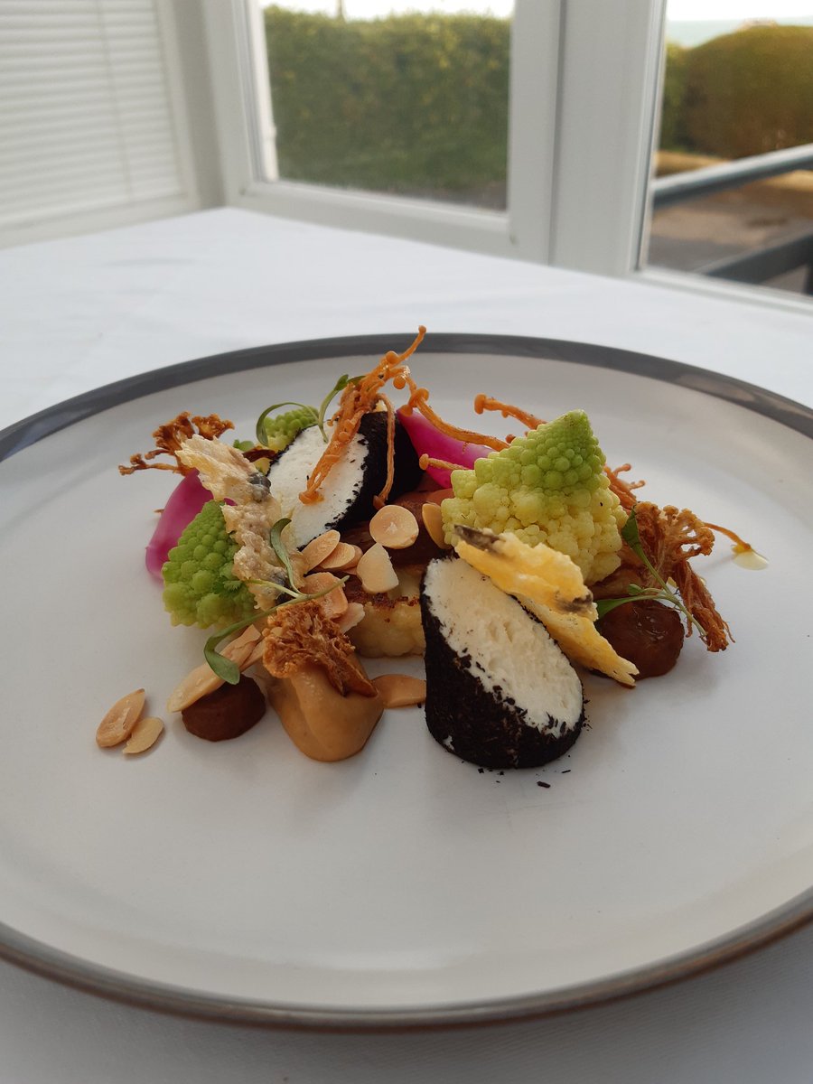 Been doing lots of preparation at The Bay for the coming events, valentines day and the big annual christmas light fundraiser at the end of the month. Heres a couple of spoilers to wet appetites. #foodlove #cheflife #newjob