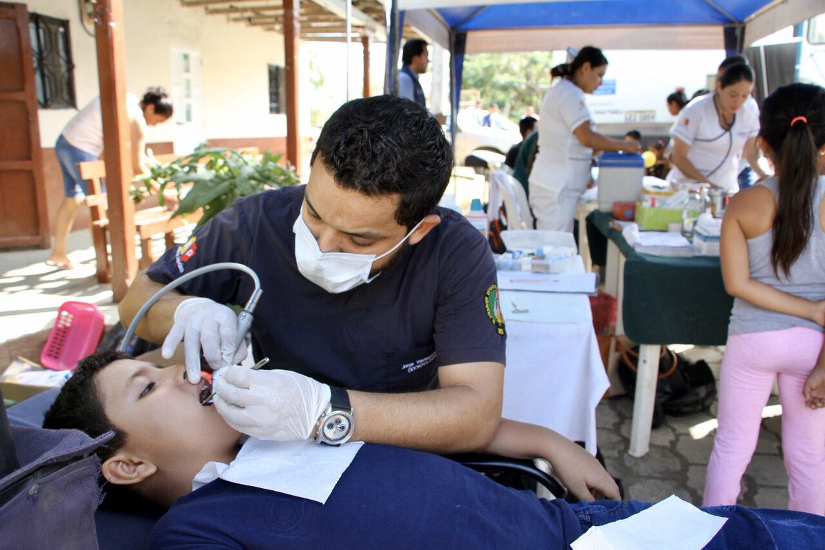Si trabajamos con compromiso pensando en la gente, la esperanza de vivir mejor se convierte en realidad. #BrigadasTodaUnaVida llevó atención integral a más de 4000 personas en #GarzaReal y #Paletillas

Nuestro compromiso por una sociedad inclusiva y con oportunidades para todos.