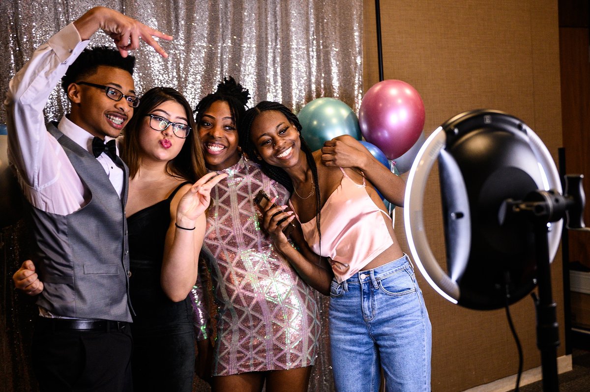 uw_diversity's tweet photo. More than 50 students kicked off #BlackHistoryMonth at “An Afrofuturistic Affair” at the Pyle Center on Friday.⁣ Thanks to @UWMadisonBCC &amp; @WisAlumni for cosponsoring!

Check out more upcoming #UWBHM events at https://t.co/cJg4H7cFqV

📷: Jeff Miller, @UWMadison https://t.co/CNpDNBFRkA
