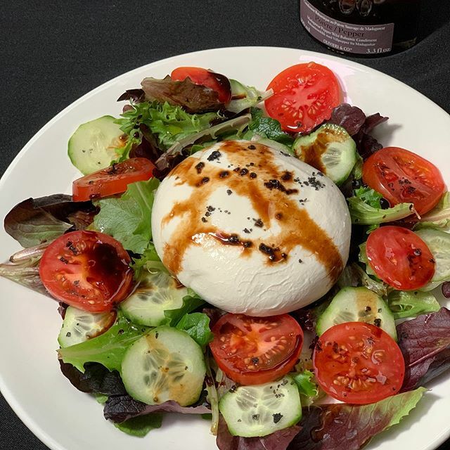 chefonaboat's tweet photo. Just a ‘simple’ lunch. A little salad, a little tomatoes and cucumbers, a creamy burrata, a drizzle of Madagascar Pepper Balsamic vinegar from @oliviersandco and a dusting of black lava salt from Iceland. https://t.co/4SjeRilBMq https://t.co/6yPF0ZODWQ