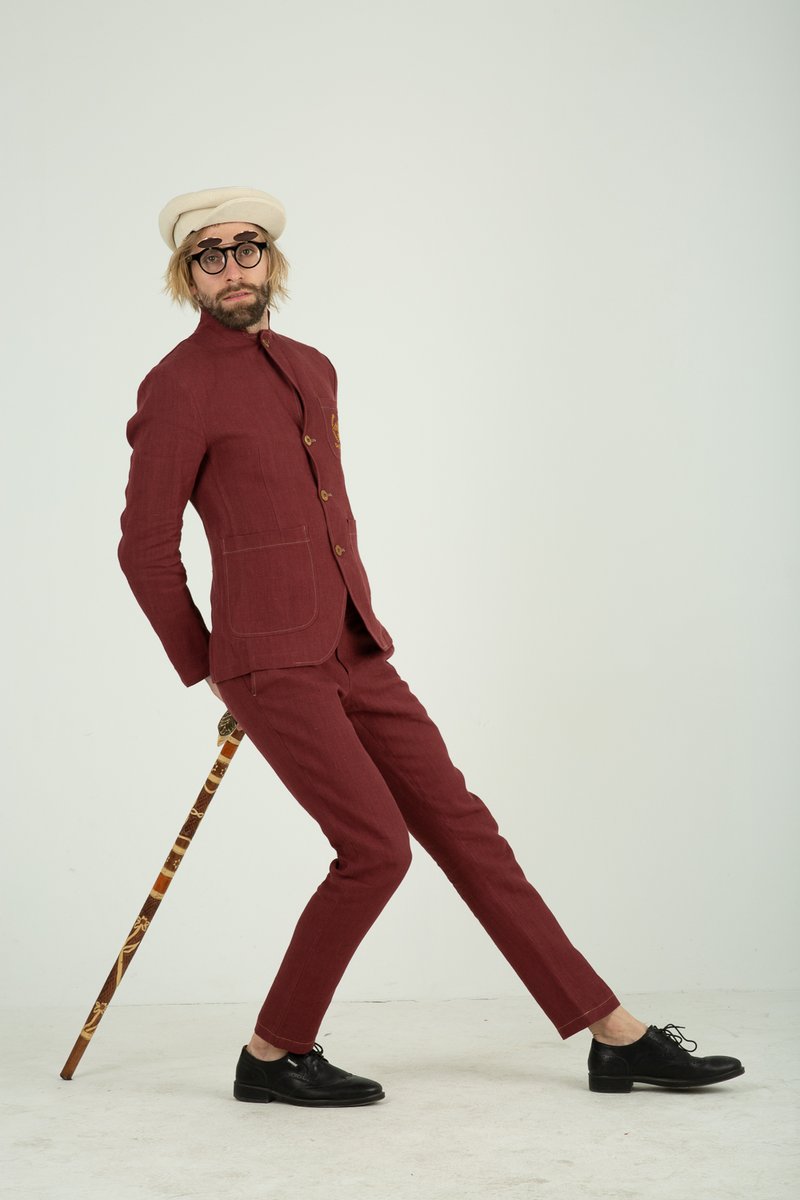 de_ionescu's tweet photo. Just the right balance between fashion and tradition. 

Customize your own 100% hemp suit now:

https://t.co/lKu2XU0i5U

#deioenscu #hemp #hempsuits #hempfashion #hempcbd  #hemplife #hempindustry #hempcommunity #hempapparel #hempproduct #hempfiber #hempfabric #slowfashion #suits https://t.co/DTlAEL5mY4