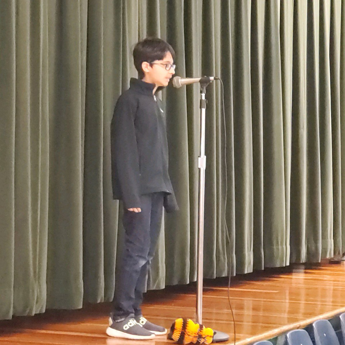 TylerTomcats's tweet photo. We are so un-BEE-lievably proud of our Spelling Bee participants. Not only did these students do a fantastic job spelling, but they also demonstrated maturity and sportsmanship throughout the competition. #TYESTomcats https://t.co/pBg5hlj0SX
