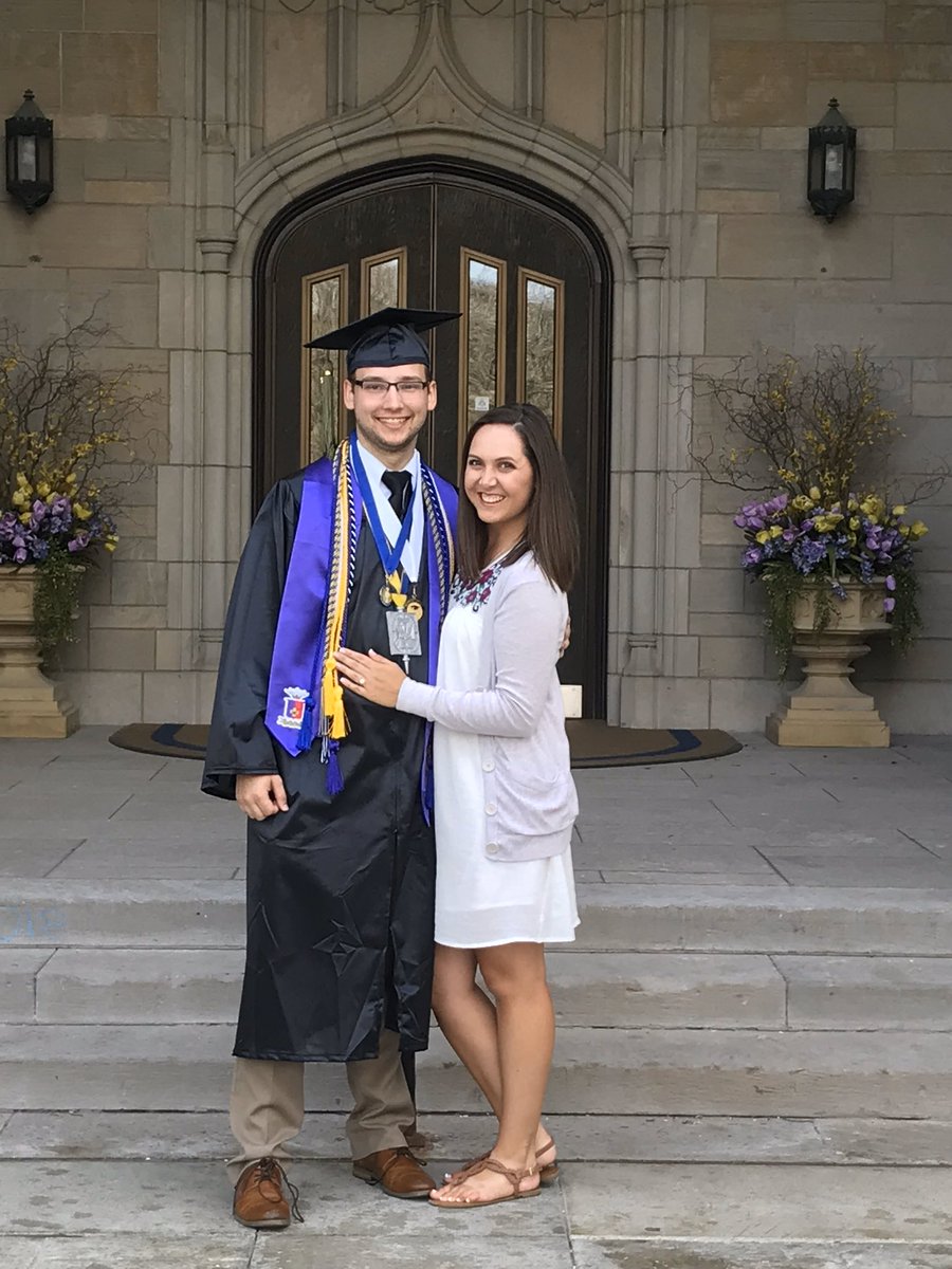 kristenduvic's tweet photo. @UToledo #RocketRomance https://t.co/lAEAgdpMOz