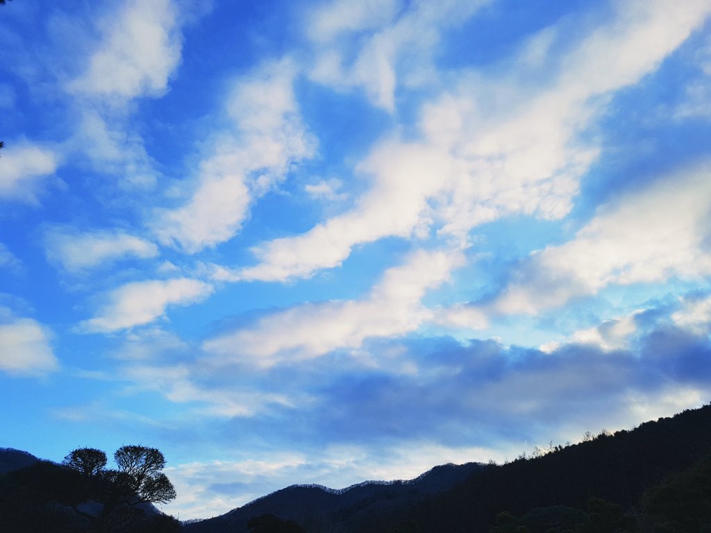 넋을 놓게 만든
정말 아름다웠던 하늘
가평에서 ...