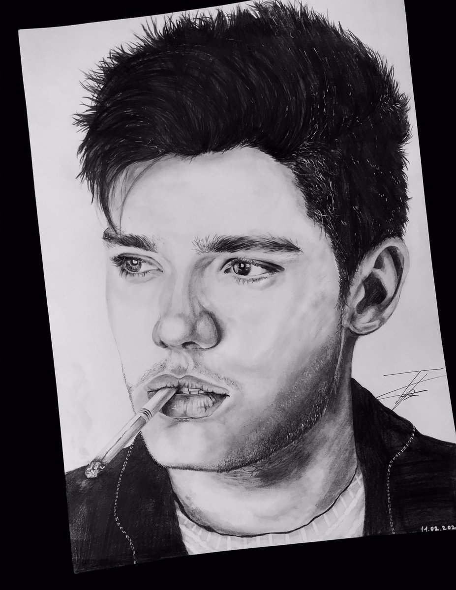 art_devil_magic's tweet photo. Amazing Dominic Sherwood 🖤🐼 #art #lovefordom #SaveShadowhunters #love https://t.co/iExTT8n76X