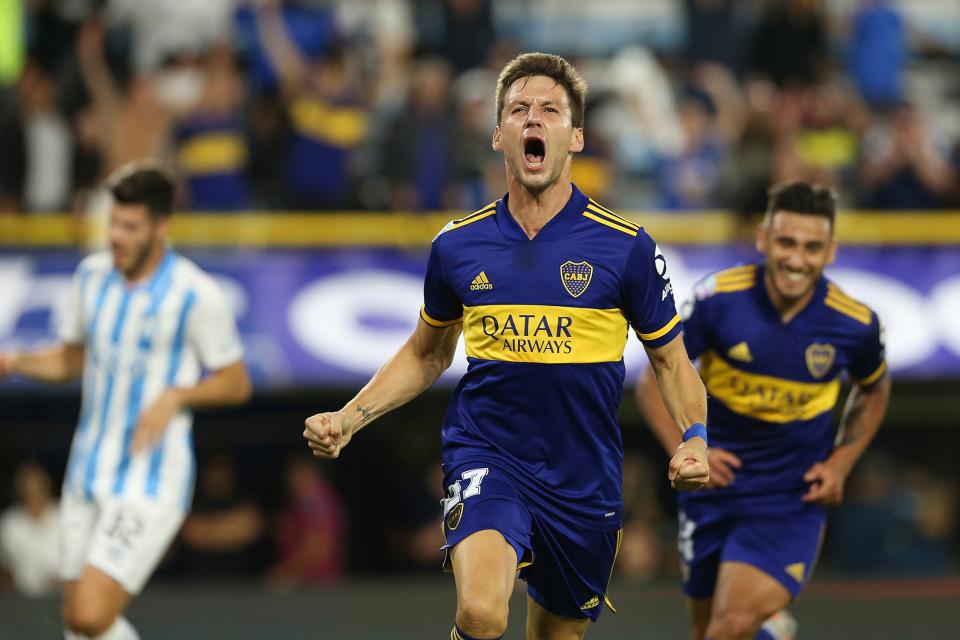 mundobocaradio's tweet photo. 🎙️ "#Soldano no baja los brazos. Sabe que los momentos llegan y está preparado para estar a la altura. Le encanta estar en Boca a pesar de someterse a las críticas y a los resultados" Hernán #Rubiola, representante, en @mundobocaradio.
🔗 https://t.co/bB15GUtOC5 https://t.co/mp3fSXfZcx