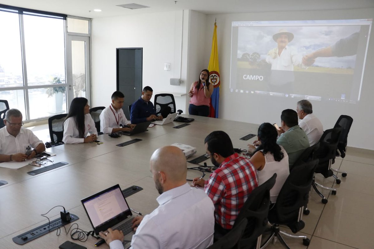 Hoy presentamos la agenda de competitividad ante el Departamento Administrativo de Planeación de <a href="/GobMeta/">Gobernación del Meta</a> esperamos aportar insumos valiosos para la construcción del plan de desarrollo.

Consulte la agenda Competitividad aquí 👇
metacompite.co/agenda-competi… pic.x.com/axZeqA0AF8