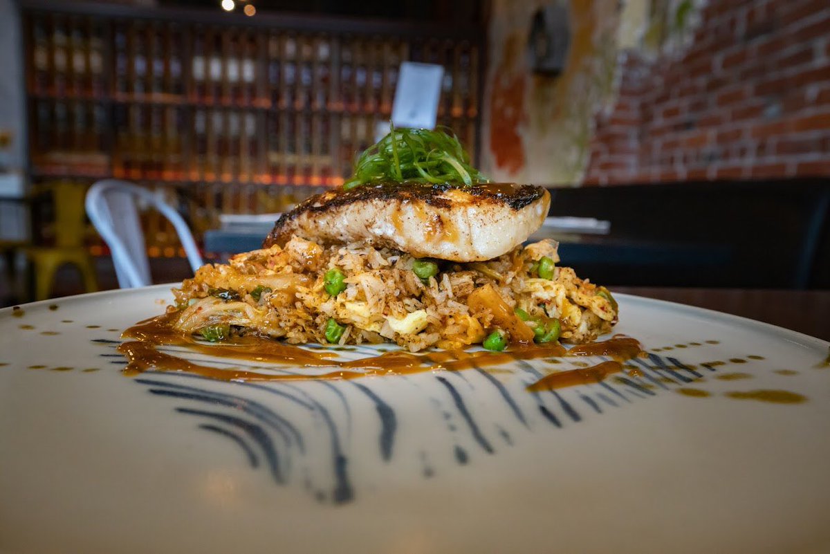 Let’s be honest, nobody wants to cook on a Monday!

Our Miso Pacific Cod Honey is miso marinated and hearth roasted, served with fried rice, pickled chilies, and apple slaw...and it will definitely cure your Monday blues!🤤😁

#EatINW #Mondays #eats #HoneyEatery
