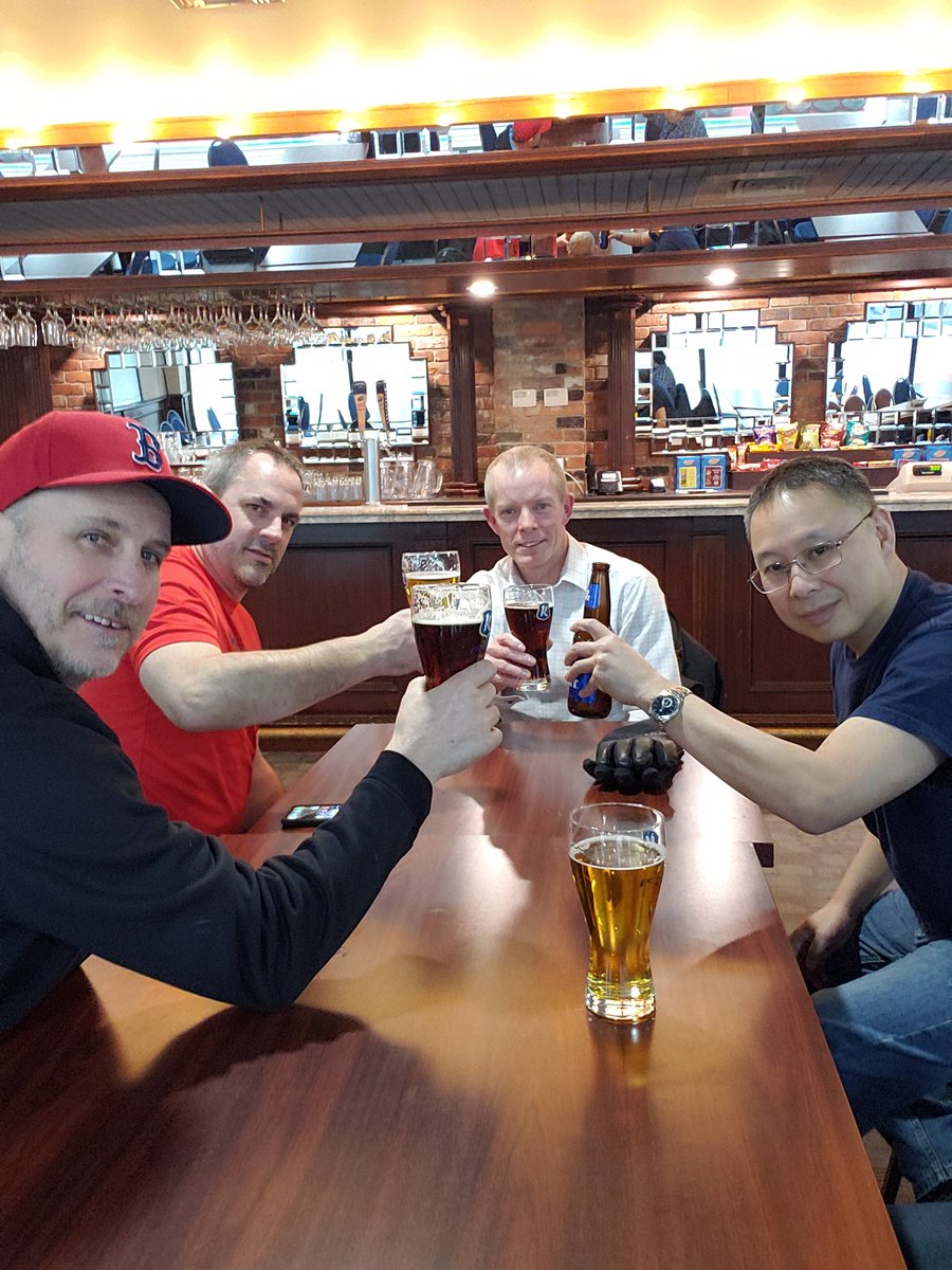 PeeweeKanata's tweet photo. Fyi @KGHAHockey Parents: Curling club at Sportsplex has an area that sells adult beverages. Inquire with staff for whereabouts! #kgha1920 https://t.co/U8owVfCOcE