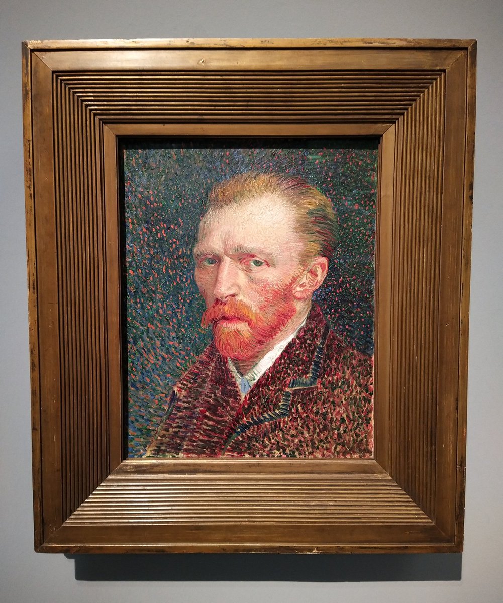 beamtenkanzlei's tweet photo. Kleiner Ausflug nach Frankfurt beendet. Die Ausstellung #makingvangogh im Städel ist wirklich großartig. Aber wer läuft mir wieder über den Weg? @RegHessen - die gesamte hessische Landesregierung, als wenn die Arbeit nicht mal im Büro bleiben könnte 😆👨‍🎨 https://t.co/78bCOHAQlF