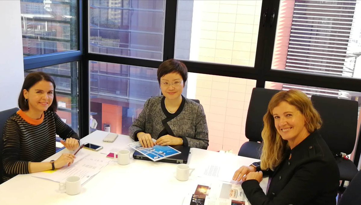 angelaxu_mingda's tweet photo. Ayer tuve el placer de ser entrevistada, conjuntamente con Belen Ibarrola de Euskalcom en Deusto @deustoEmprende por Cristina Fernández de @Tourmagazineus sobre el tema: turismo chino.
#ProtocoloChino #Innogune #Emprendimiento https://t.co/YoG6N3kFC7