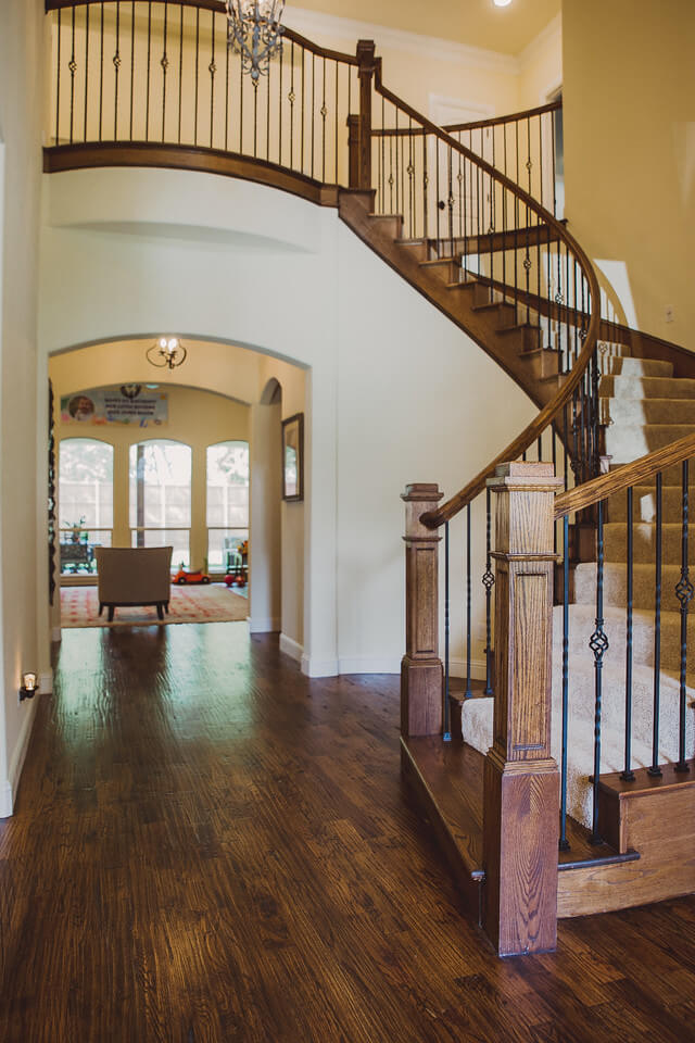 Wouldn't you like to come home and see this view everyday?
Build a great entryway in your new home with UBuildIt!!!
ubuildit.com/lake-worth/

#newhome #newhomes #builder #home #doorway #stairs #style #luxury #amazing #houses