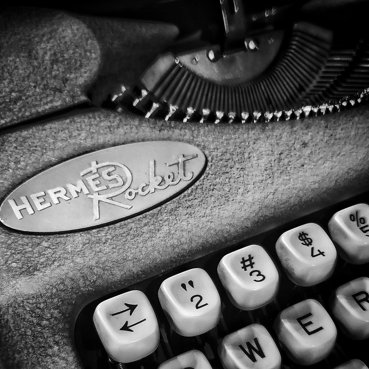 sketch74's tweet image. Hermes

#typewriter #typesomething #hermestypewriter #swedish #vintage #vintagetypewriter #blackandwhite #noiretblanc #typewritervoice #manualtypewriter #bnw_explore #hermesrocket #portabletypewriter #typewritercollection #californiatypewriter #typewriting