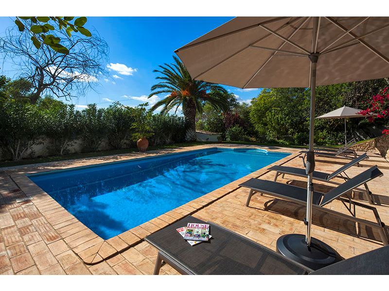 AffinityVillas's tweet photo. Casa Griffith is a 4 bedroom villa set in the hills overlooking #Loulé on the #Algarve, #Portugal, offering guests peace, tranquillity and privacy. It's next door to a very similar property that could be suitable for 2 families wishing to holiday close by.
https://t.co/u2VgWTV8Nd https://t.co/PJpx4H2yVz