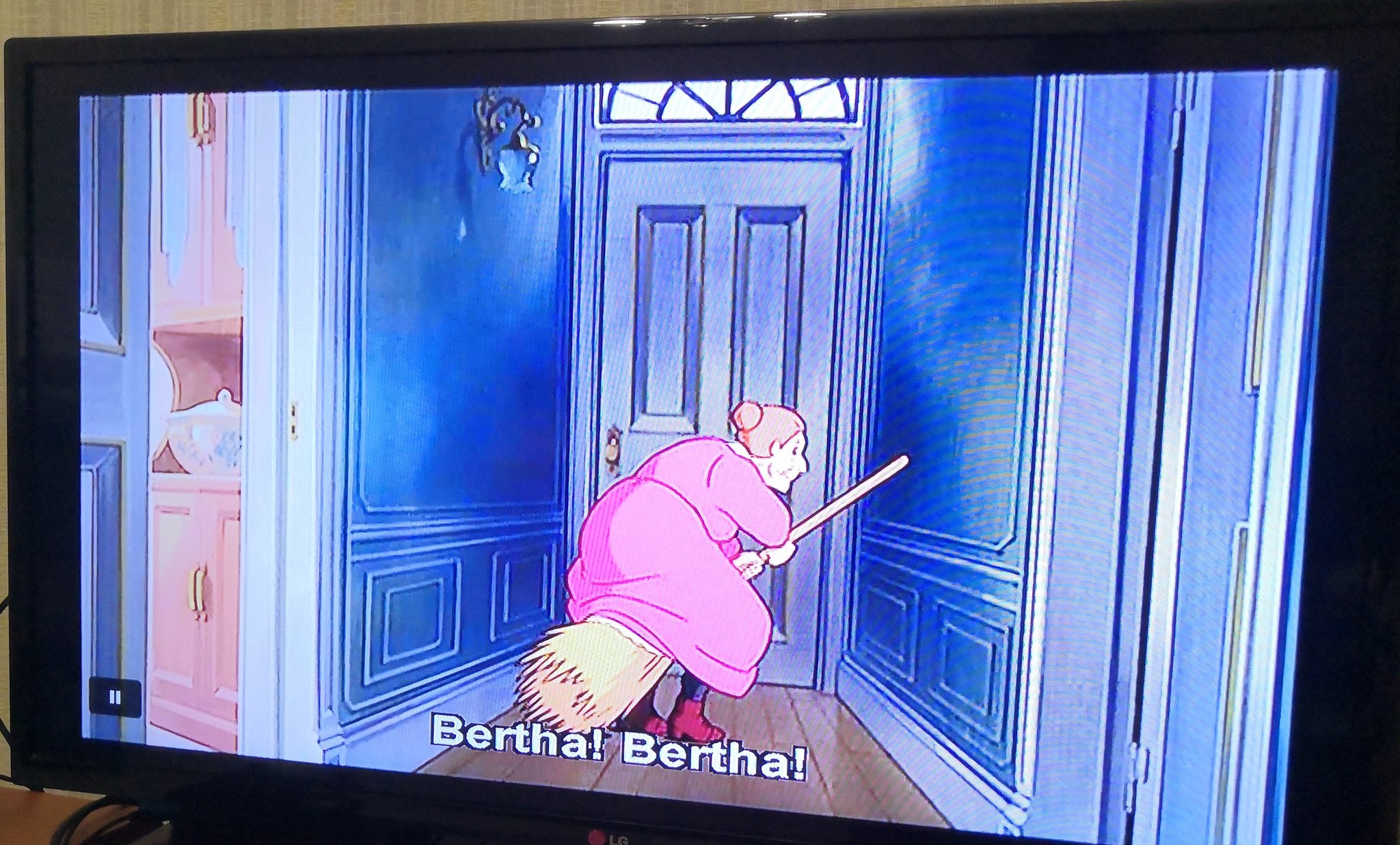 Niintotta 魔女の宅急便 ジブリの中で一番好きで小さい頃からvhs壊れるまでずっと観ていたのだけど 二十数年間勘違いしていた この人 ばあさん でなく バーサ って名前だったんか このセリフ ばあさん ばあさん