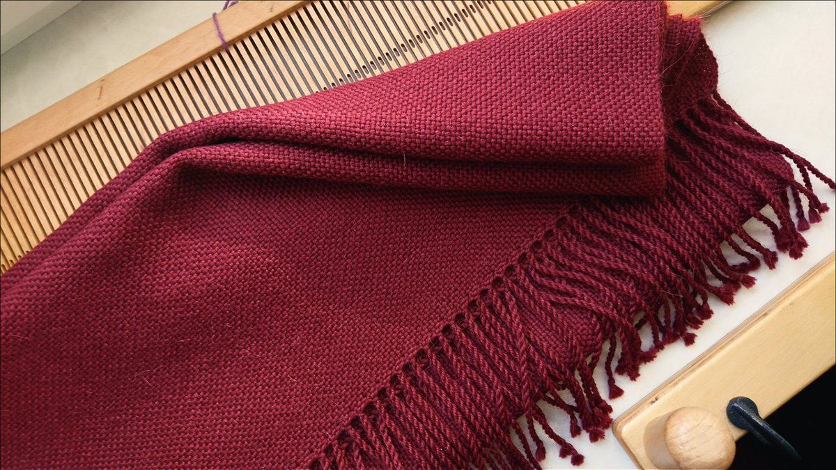 KseniaMikulina's tweet photo. #Burgundy #handwoven #shawl with #fringe
can be weared also as a large #scarf.
Nice #gift for woman for any ocation. https://t.co/50HOkumEw5
#accessories #birthday #valentinesday #woscarf
#woolscarf #etsyfinds #etsysale #etsyshop #shawl #woolwrap #woolenscarf #handwovenscarf https://t.co/ea7hGrG31Y