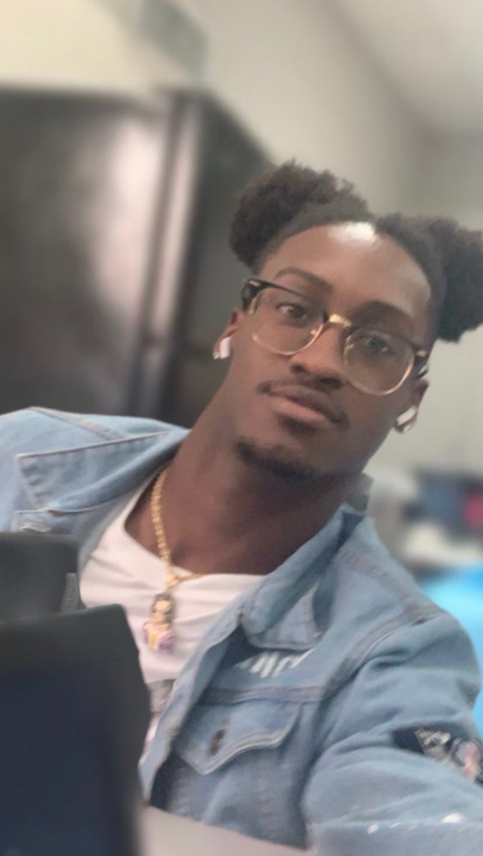 CTE MONTH: Highlight Student 
Tiyon Simmons

Credentials Listed Below:
Financial Literacy  
Microsoft Word 
PowerPoint