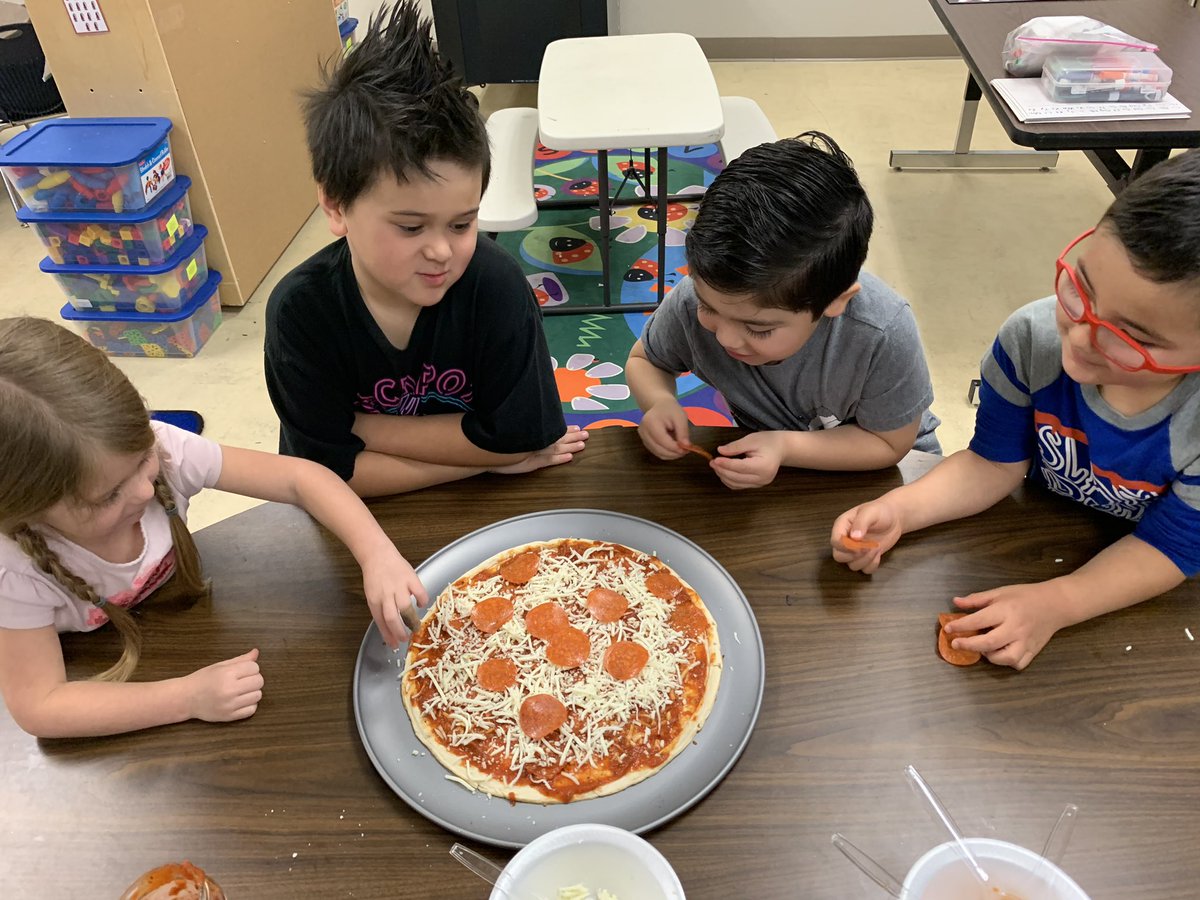 MrsBurnsPreK's tweet photo. Today we created steps/a recipe and made real pizzas for our procedural writing unit! Our amazing cafeteria manager was kind enough to bake them for us! This is always such a fun experience I love to share with my classes each year. 🍕 @NISDMireles @NISD_ECE #JAMkinder https://t.co/aab0O6Y6SG