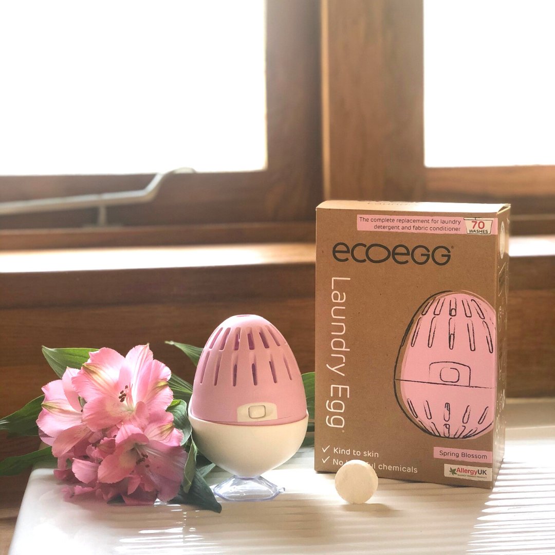 💗 There's 25% off everything at ecoegg.com 💗 Including our ecoegg Laundry Egg Starter Kits which include a Laundry Egg Cup Holder and a Washing Machine Detox Tablet. Buy here bit.ly/2KK7xSf