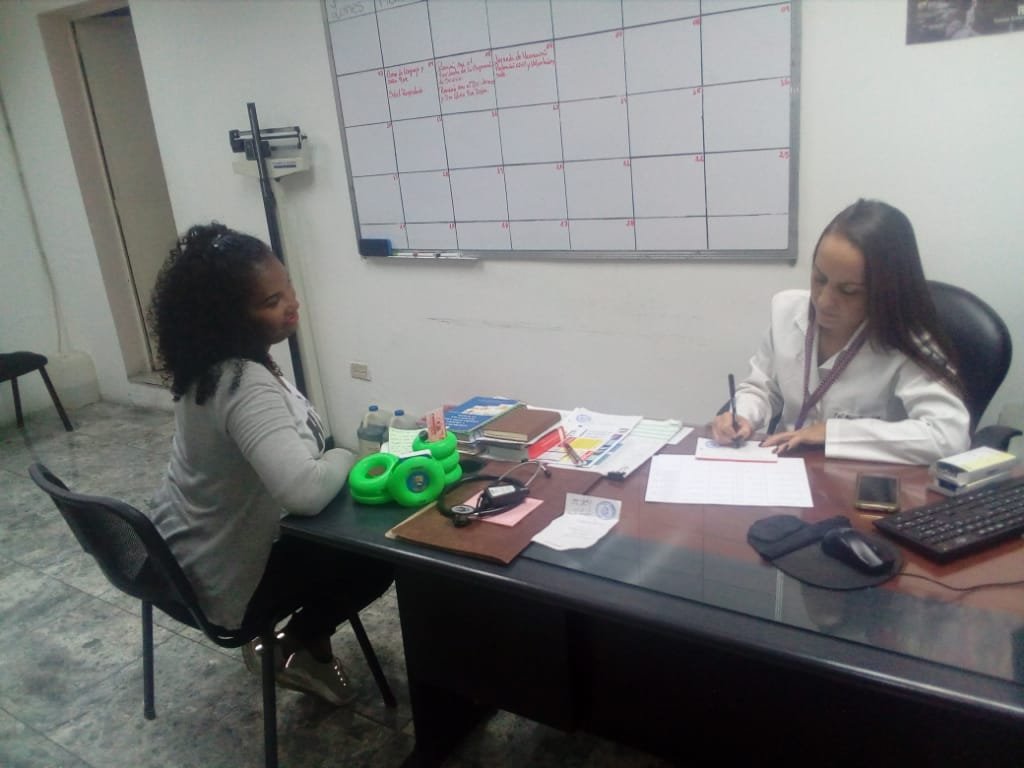 3_dsdc's tweet photo. #Hoy10Feb| Se atendieron a los Luchadores Sociales Bolivarianos Distrito Capital en el Eje Centro Oeste con peso,talla,pesquisa de tensión arterial,vacunacion y medicina general... seguimos estando pendiente de nuestros LSB. #ConviasaNoEstáSola @NicolasMaduro @ErikaPSUV https://t.co/pWcltQMnEt