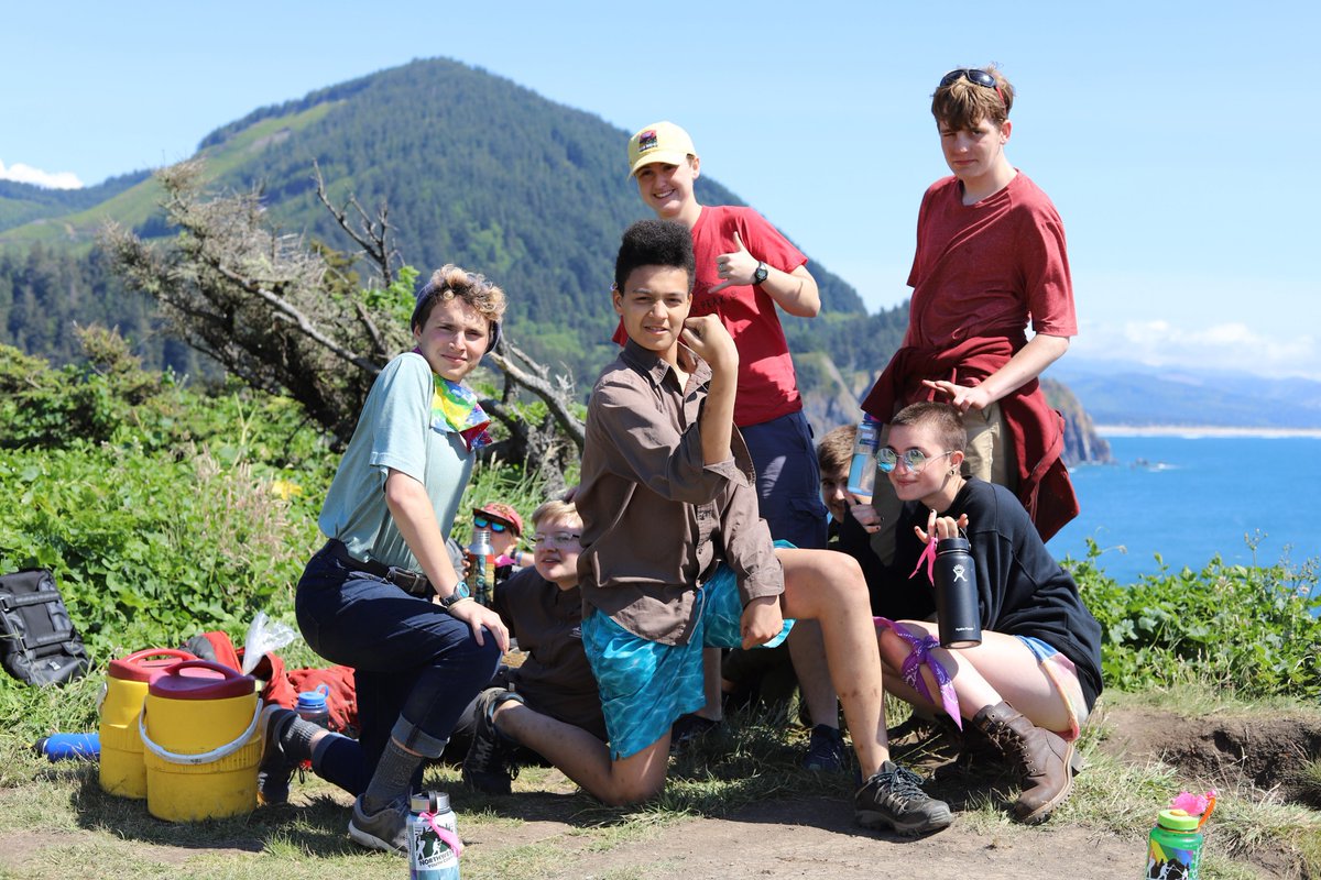 TheCorpsNetwork's tweet image. Congrats to @NW_YouthCorps, winner of the 2020 Project of the Year Award for the Rainbow Conservation Crew. Thank you for creating opportunities for LGBTQ+ youth to learn &amp;amp; serve outdoors among peers with whom they can relate #CorpsWork @GoParks @NatureValley @AmeriCorps