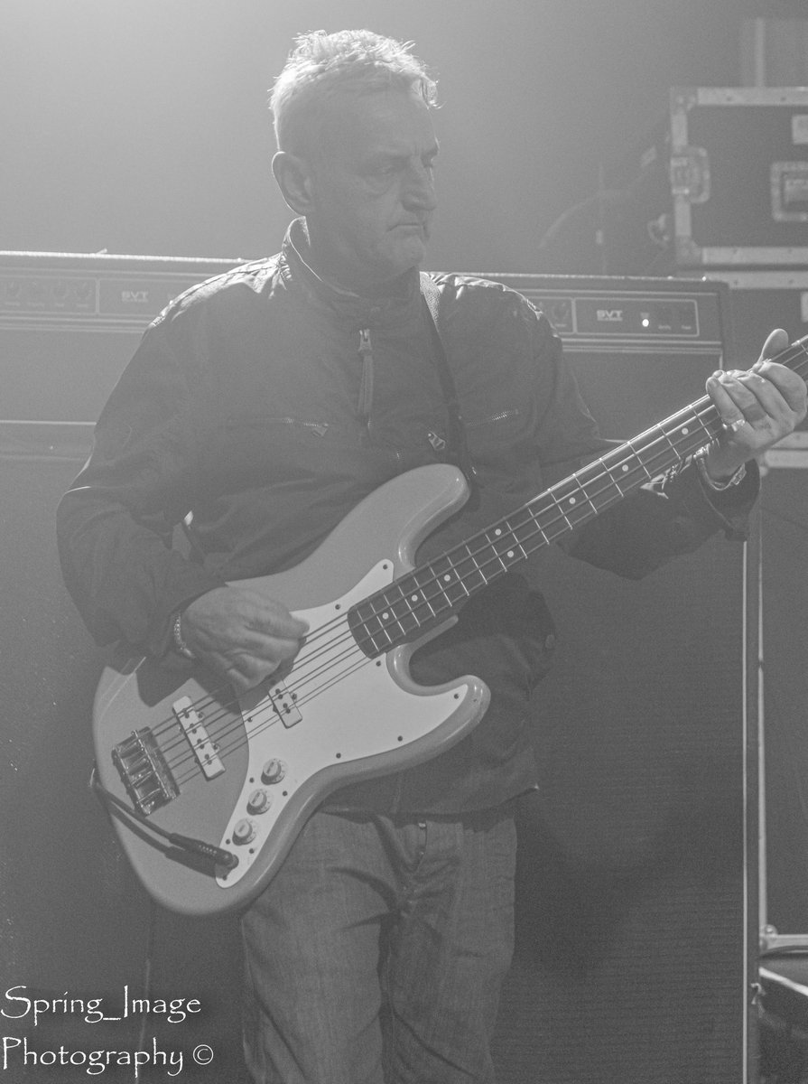 SpringImages's tweet photo. The Happy Mondays @ Rock City 2019 https://t.co/TAAIFc0uer