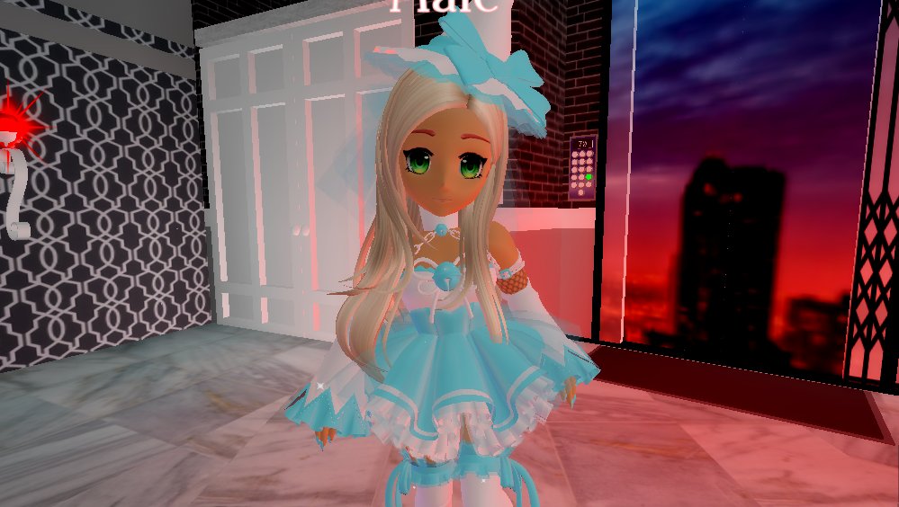 On Twitter Ok But This Head Works Perfectly For Royale High Outfits