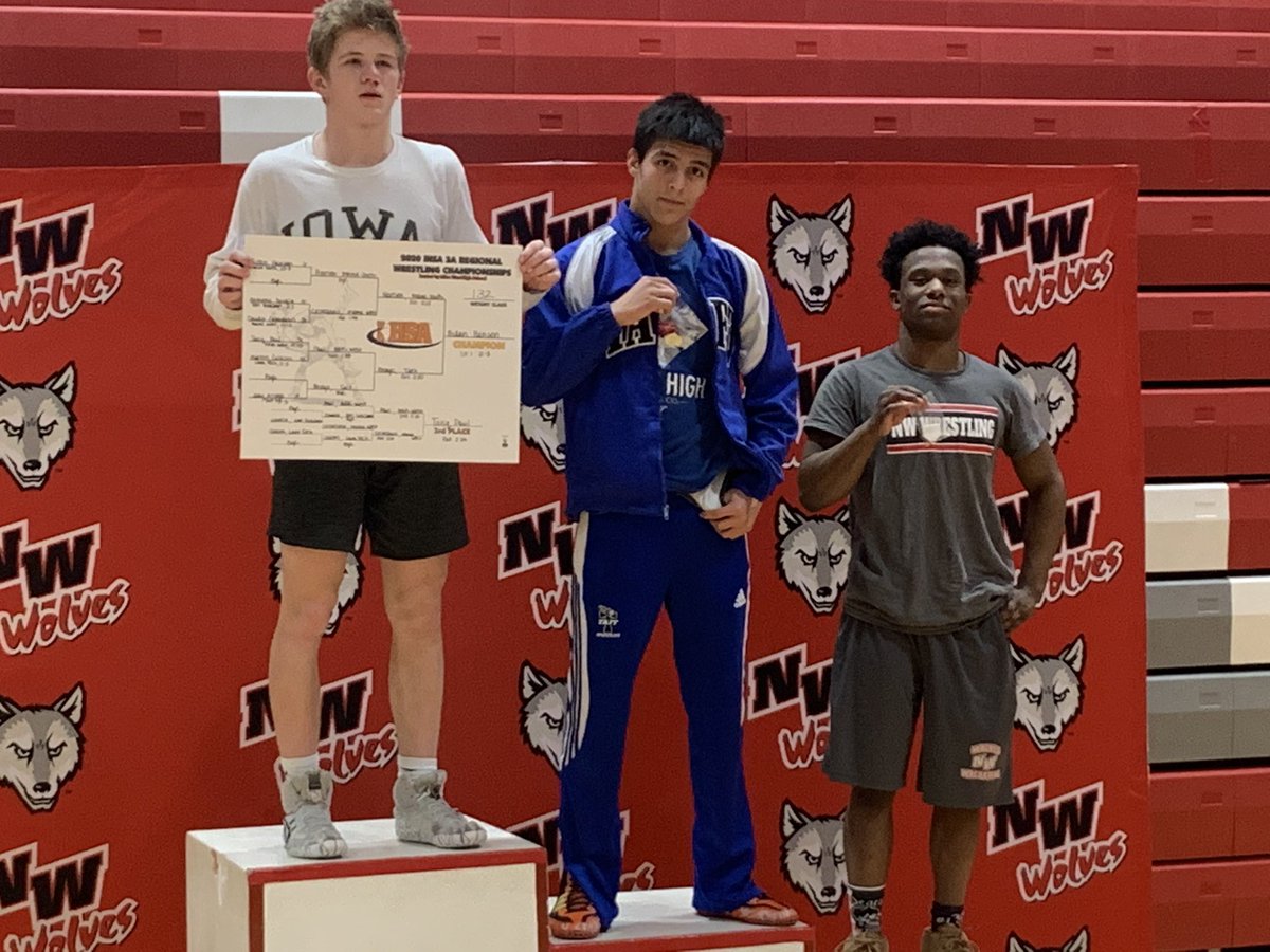 Niles West Wrestling tweet media