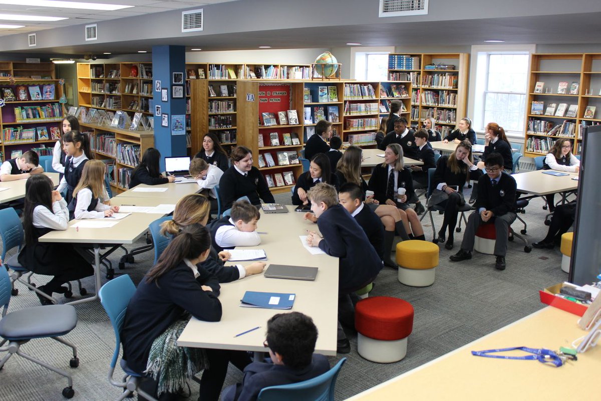 PickeringColl's tweet photo. Today, students from the Grade 12 Politics class acted as mentors and worked with our Grade 5 students as they refined their 'My Key Idea' purpose statements. It's always great to see #collaboration between grades! #PickeringCollege #pcGLP #MyKeyIdea https://t.co/Sw4AqJ1Ksp