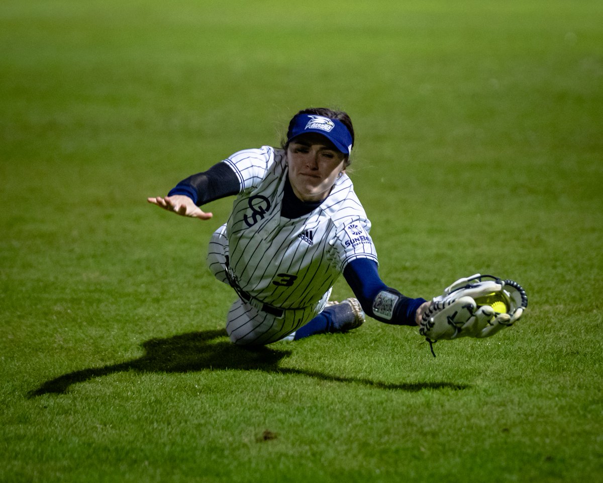 NCAA Softball tweet media