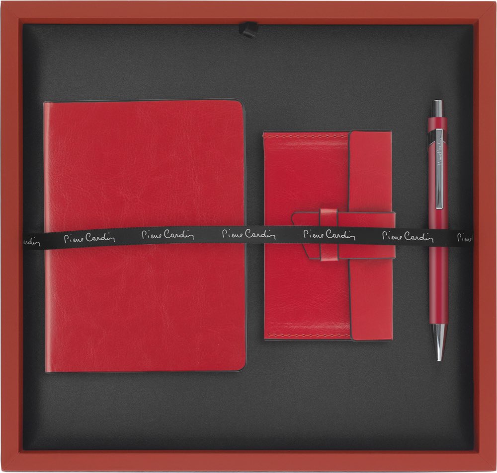 PierreCardinUK's tweet photo. For the perfect executive travel #gift, we’ve paired the data-protecting Milano RFID #Passport Holder with a matching Milano #Business Card Holder and the design-led LaFleur Ballpoint #Pen - and it’s available in red or black! - https://t.co/kzJ7mvquE8 https://t.co/4b0eBfA8bh