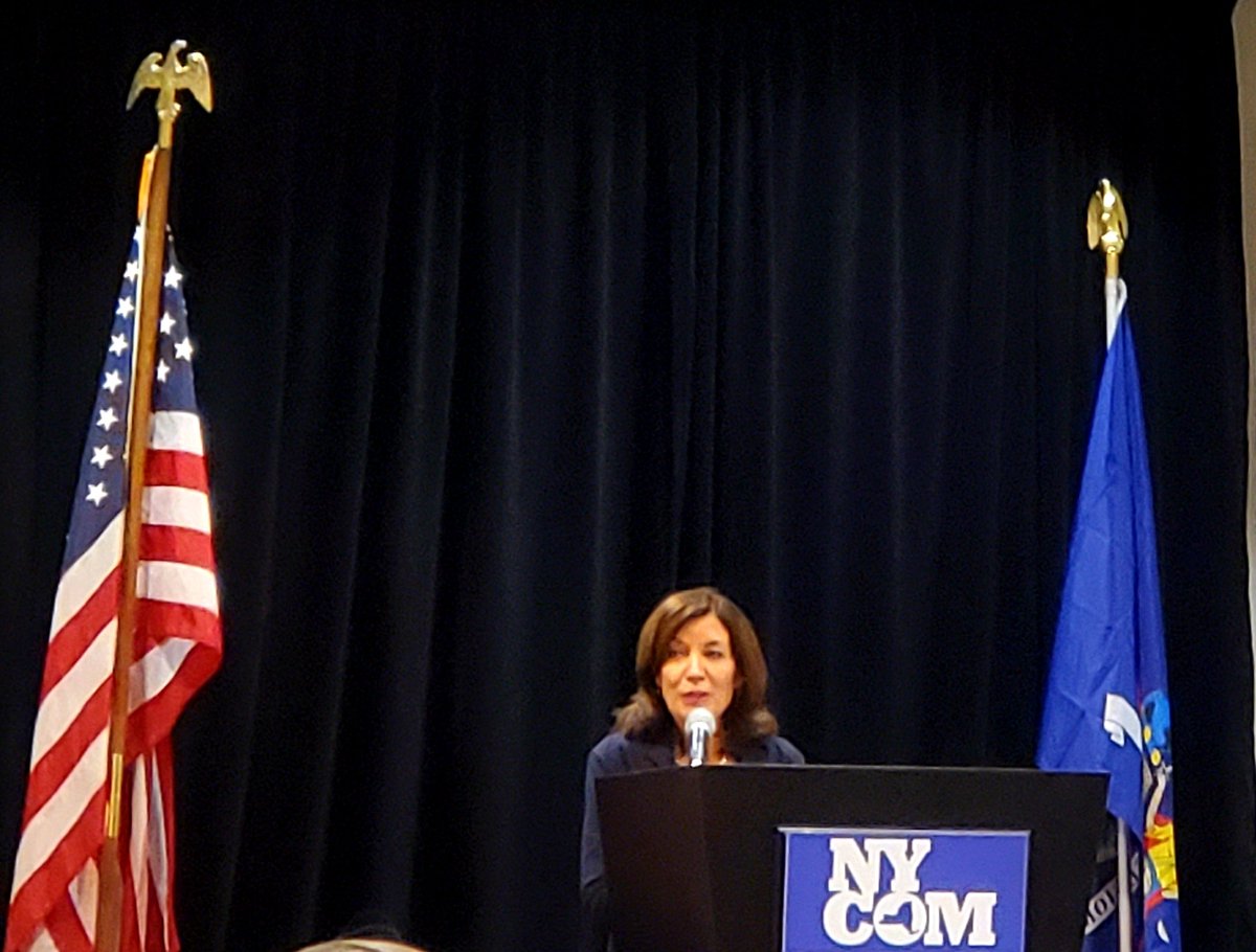 .@LtGovHochulNY has  addresed the standing room only luncheon crowd. Many Assembly, Senate & as well as  @NYGovCuomo team members also in attendance. #LegislationMatters