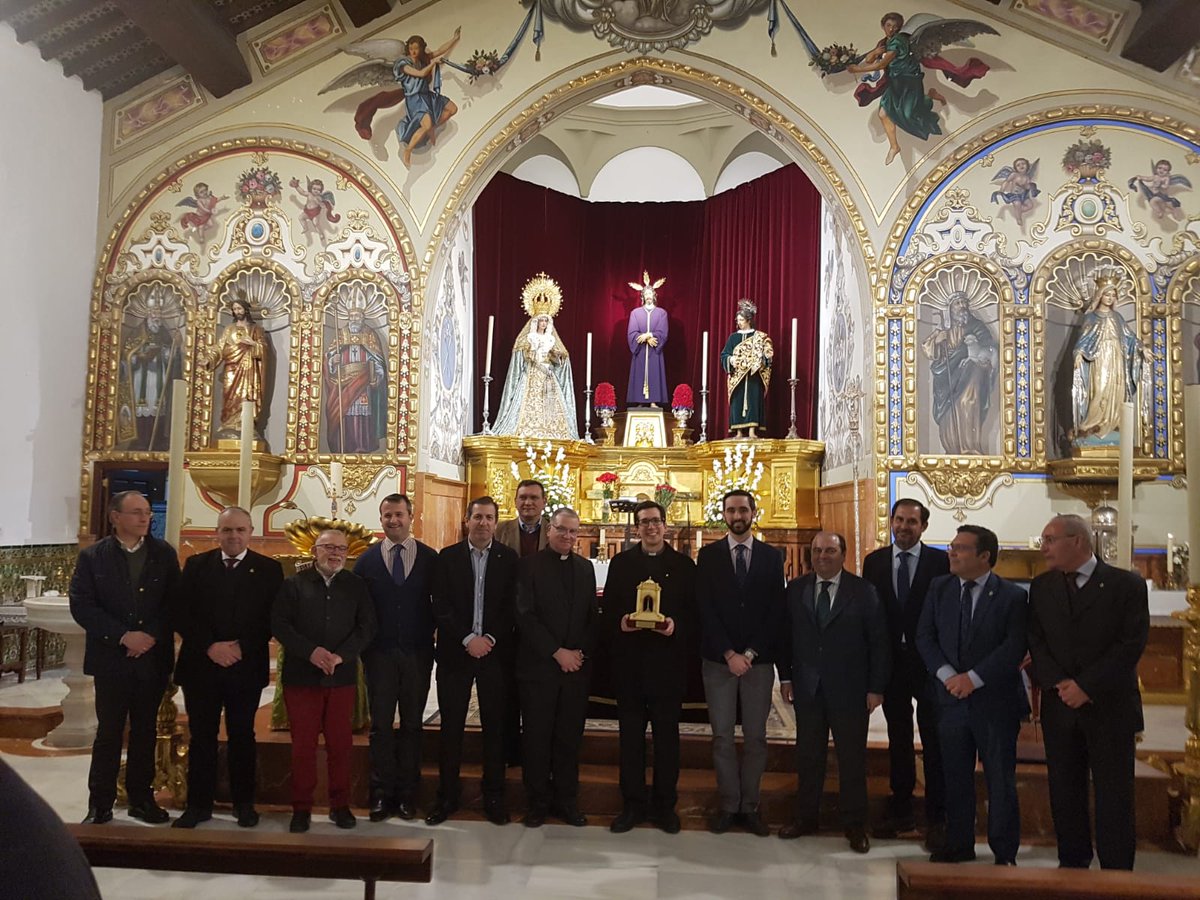 Santa Genoveva tweet media