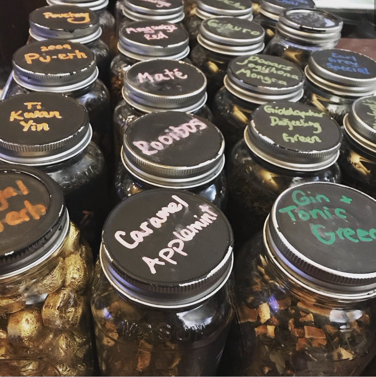 We've got plenty of loose leaf, direct trade teas for this kind of weather!

#muggswigz #canton #teafordays #teasplease #coffeehouse #looseleaf #tea #teamtea #WinterIsHere