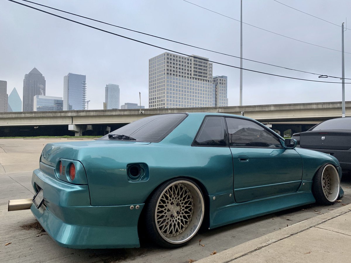 kctha_awesom's tweet photo. I wish I had a fan base built off a car I did no work too. Shit would be lit 😂 https://t.co/IRkZAHPVoP