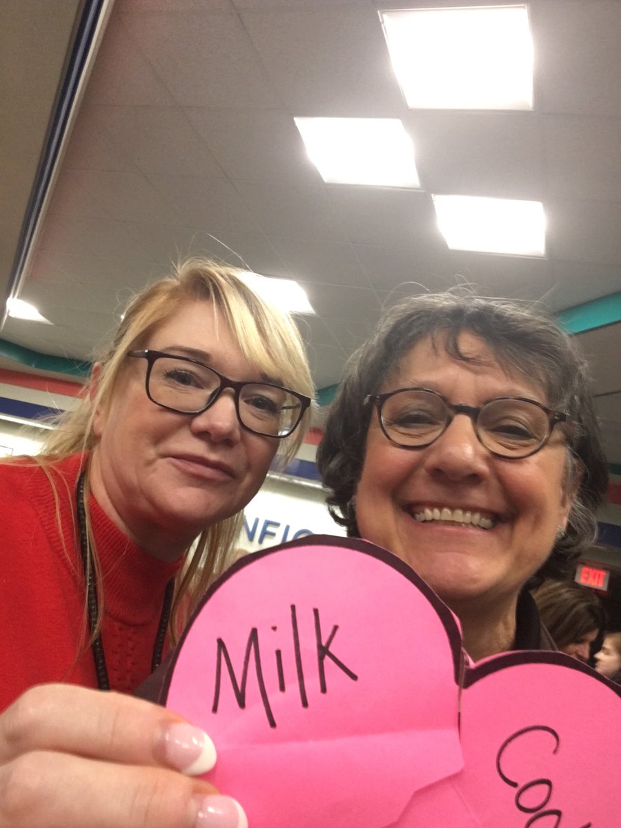 eliz_mize's tweet photo. Sharing the love and milk and cookies @ Smith https://t.co/TGugOVroTG