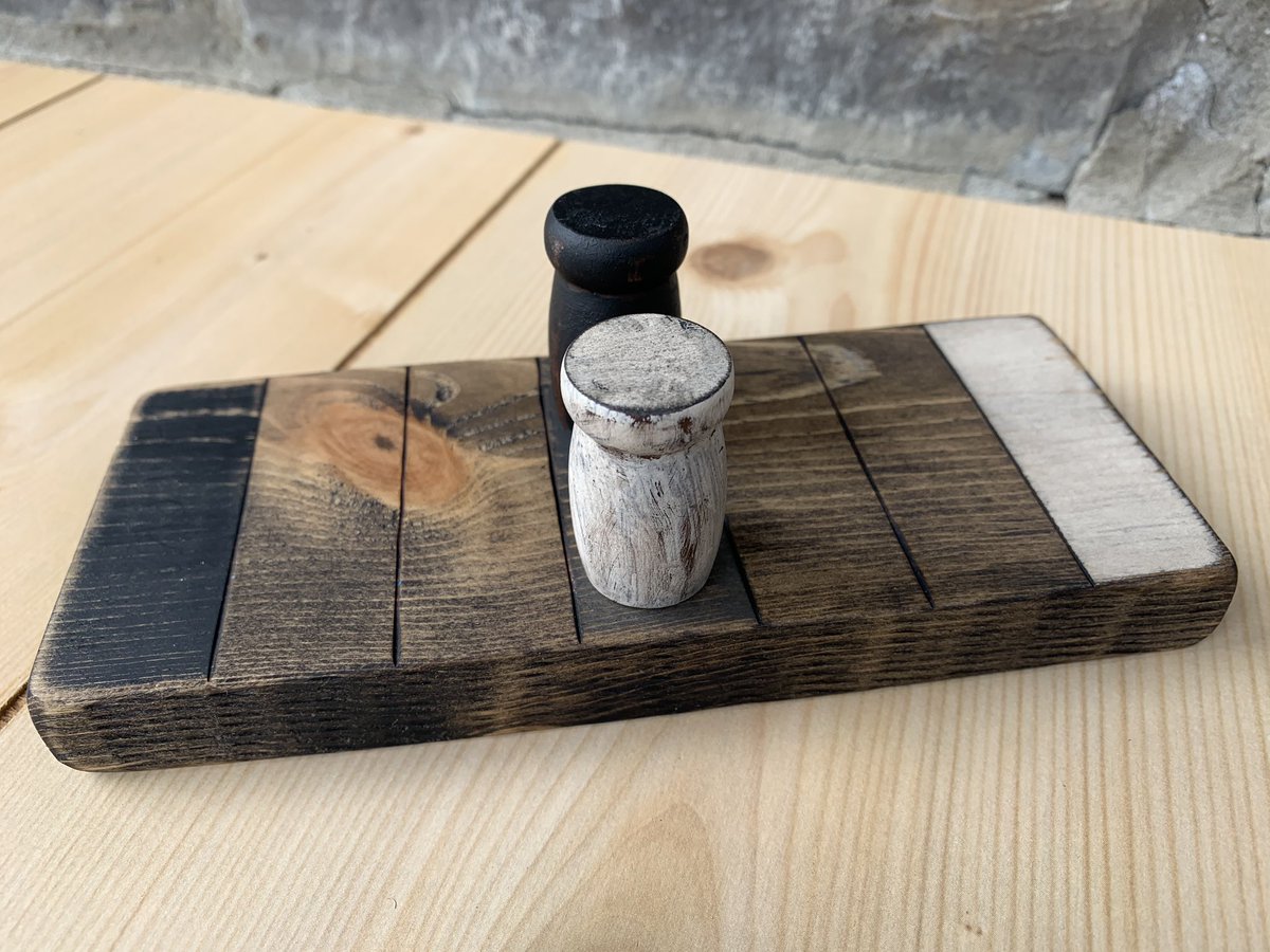 BustedKnuckleRC's tweet photo. #tabletopgames #ValentinesDayGifts #chess #gamer #indiedev #spiel #Essen #gamedev #DnD #cards #gaming #games #GamersUnite #soboard #ComicCon #cardgames #garycon #CES2020 #BryceCon #handmade #PAXEAST #indie #cardgame #boardgame #bgg #ValentinesDay2020 https://t.co/TlAGLOmDNG https://t.co/7En2Vu0ZUx