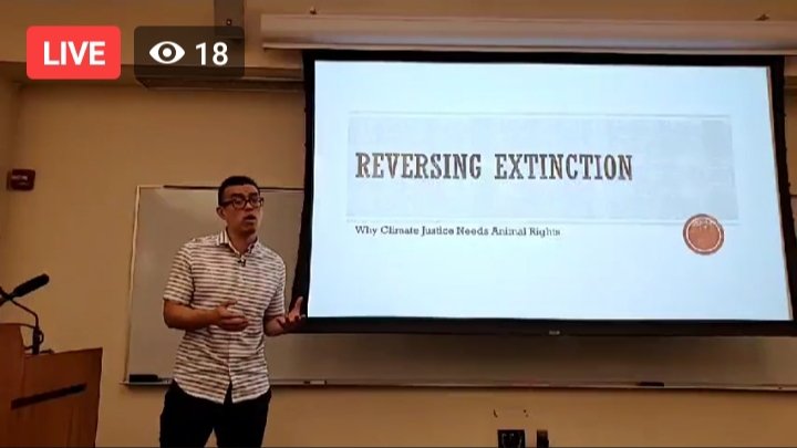 LIVE: How to reverse extinction and build a climate movement that includes animal rights. Wayne Hsiung is giving the Litowitz Lecture at Yale University.
@Yale @DxE_Wayne @JVM
➡️Wayne's FB livestream:
m.facebook.com/story.php?stor…
➡️#JaneUnChained FB livestream:
m.facebook.com/story.php?stor…