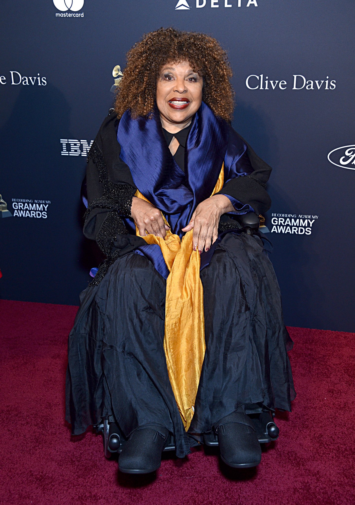 Happy 83rd birthday to the beautiful singer Roberta Flack. We are wishing you many more! 