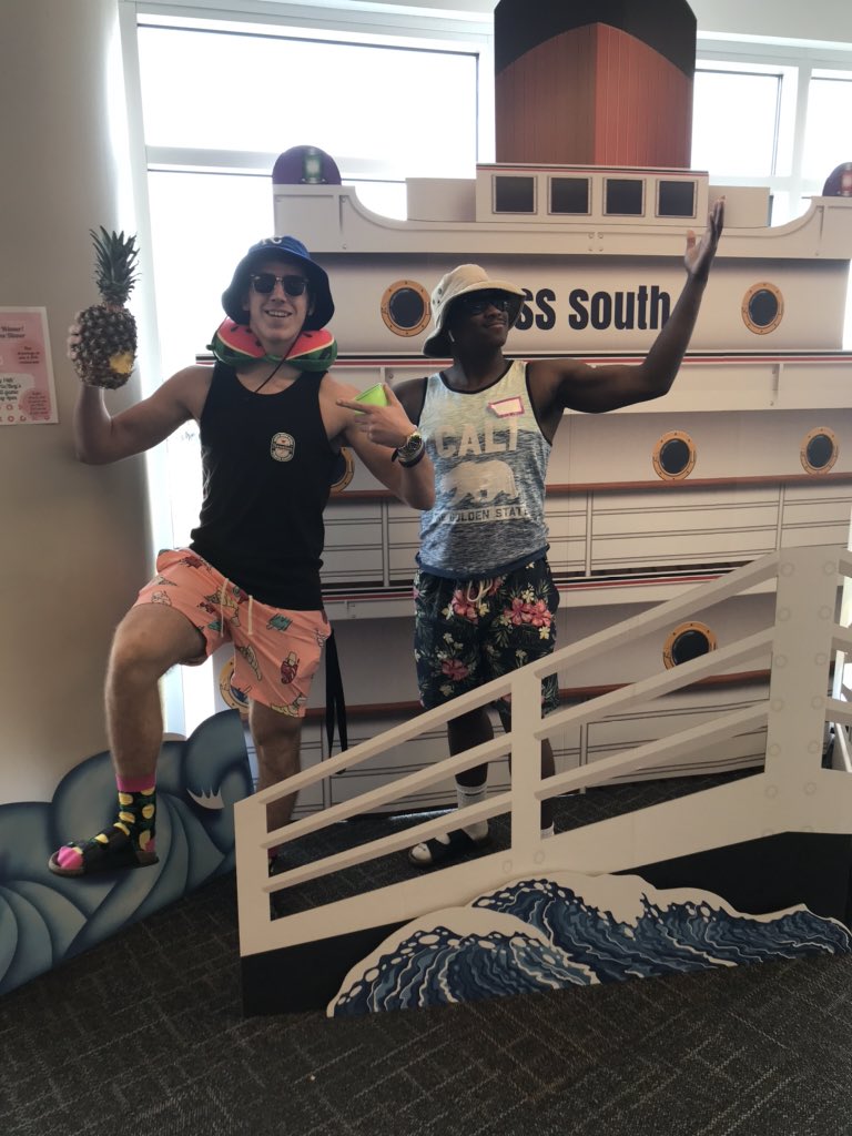 Xavierjackson02's tweet image. On the SS South sailing to victory for the gnome #phscw20 #collegespringbreak