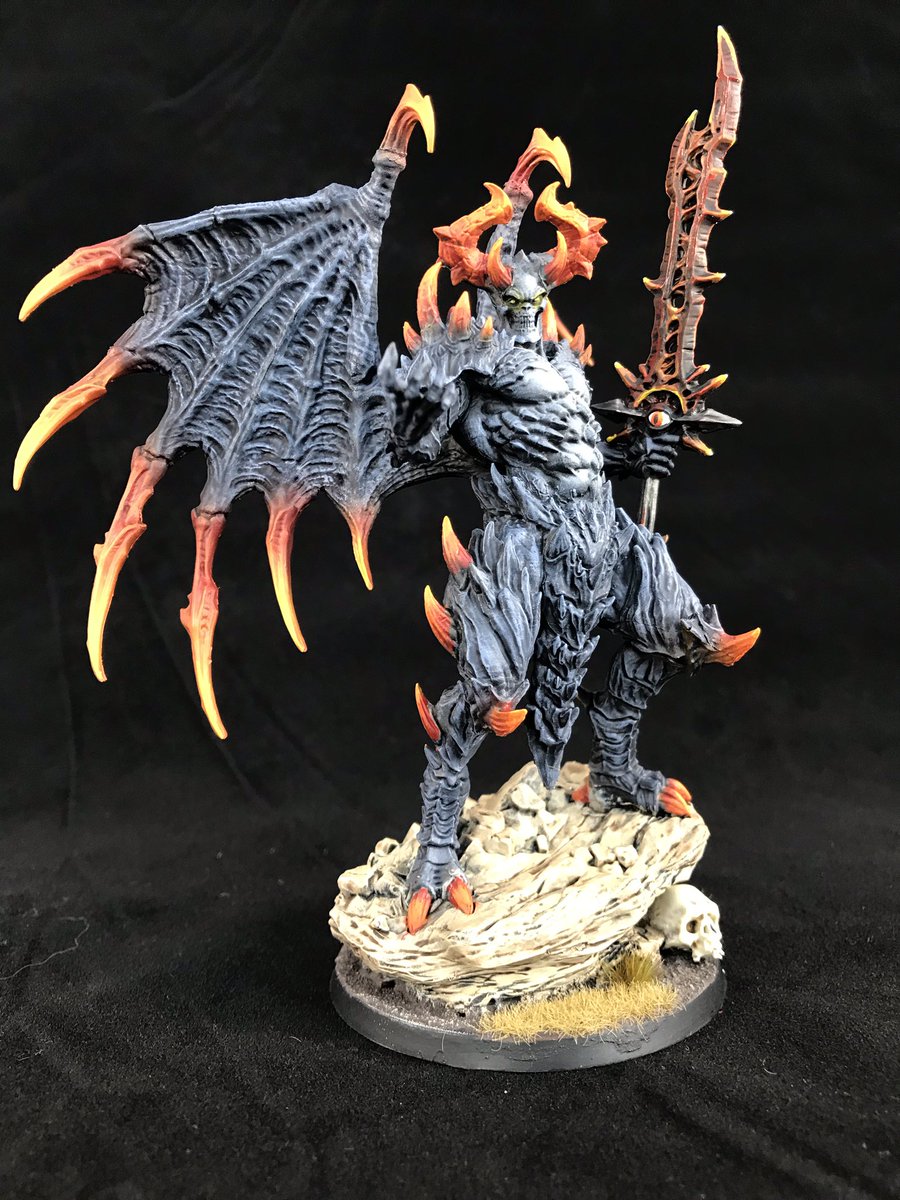 BoeckmannAdam's tweet photo. Finished up my Be’lakor alternative for my slaves to darkness army! I love the way the fiery orange pops against the blue skin. #belakor #slavestodarkness https://t.co/jONXWj9RPv