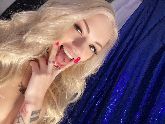 1 pic. Join https://t.co/Q5fVhxjzd5 today for FREE ! Follow your favorite models & get personal in private
