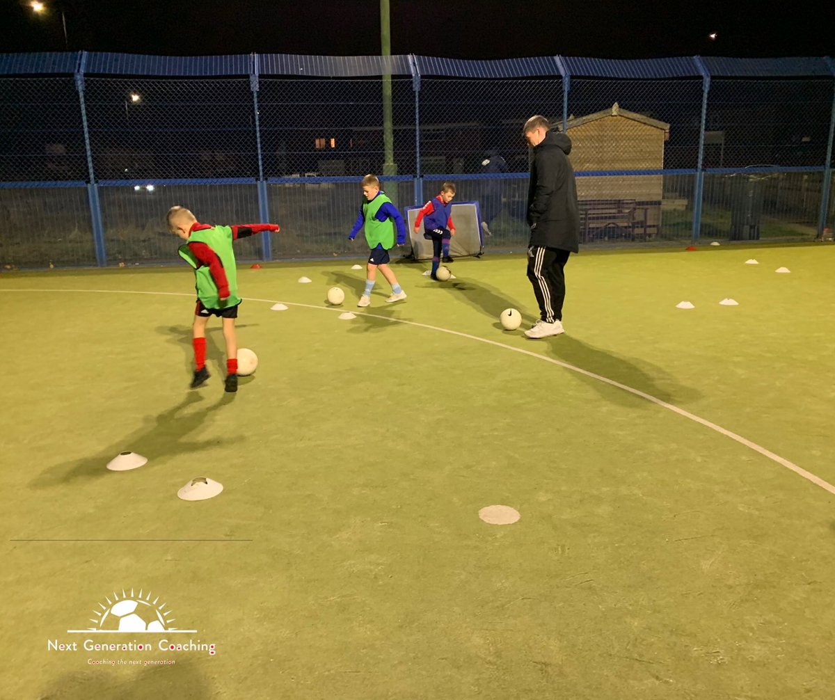 NextGen_1's tweet photo. 🎥 Action Shots From tonights Development Centre
#BeTheNextGen #DevelopmentCentre https://t.co/I1jFvJGOsZ