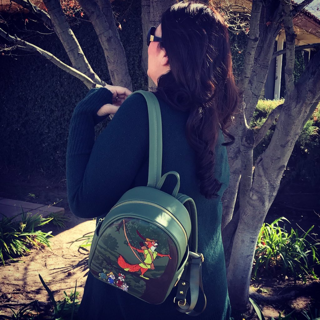 Lovin’ my @boxlunchgifts exclusive Robin Hood @loungefly mini backpack!!!! Such great detail!!! #minibackpackmonday #loungefly #loungeflycollector #loungeflyaddict