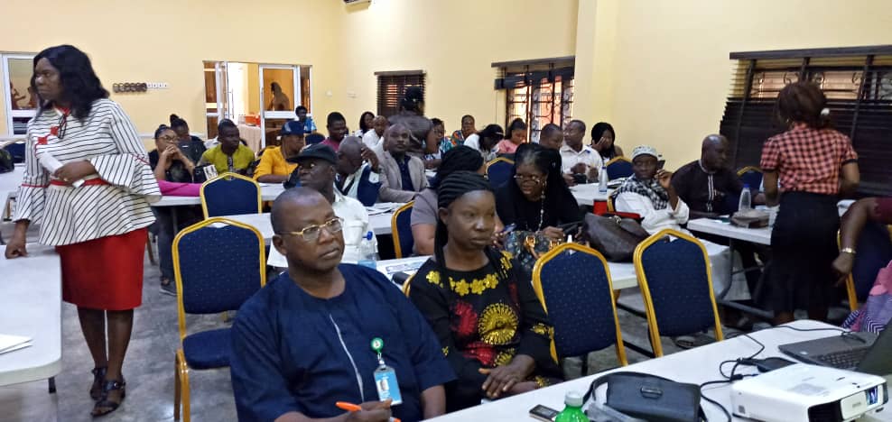 Luchi _Gloria tweet media