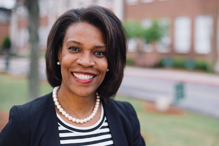 WISEAtlanta's tweet photo. #MentorMonday Kendyl Moss, V.P of #WISEATL leads #WISEWithin https://t.co/abS8LCr5n7  Kendyl offers many teachings as she’s led community relations and event marketing under Arthur Blank for 13 years &amp; now serves as Head of Development for @AIS_Eagles https://t.co/HnS46YWGw2